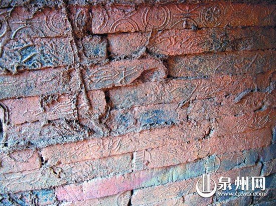 “祖公墓”被挖  唐朝古墓发现罕见“人面纹”砖